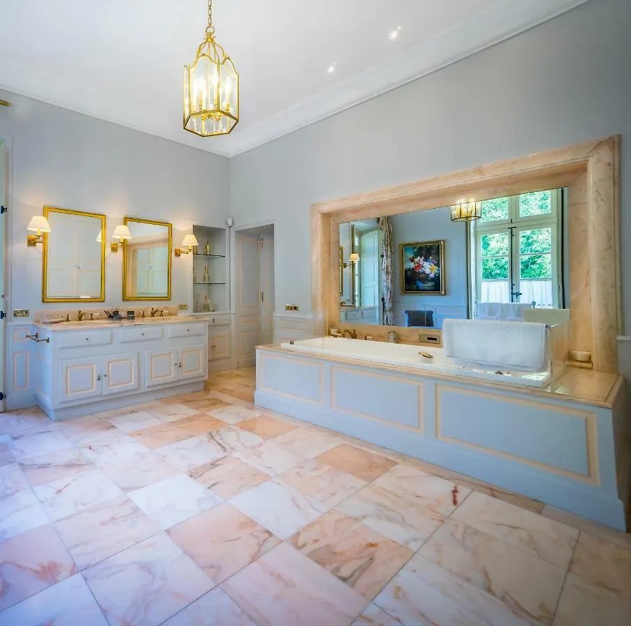 Holiday home Chateau De Tourreau Sarrians France